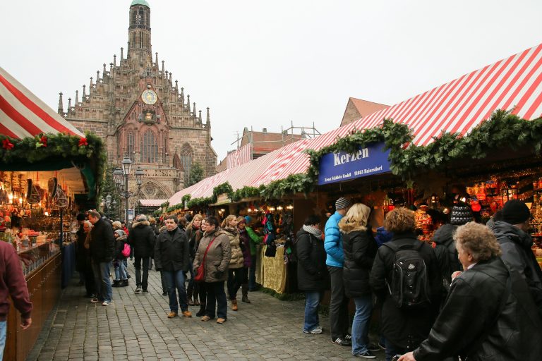 christmas market 551336 1920