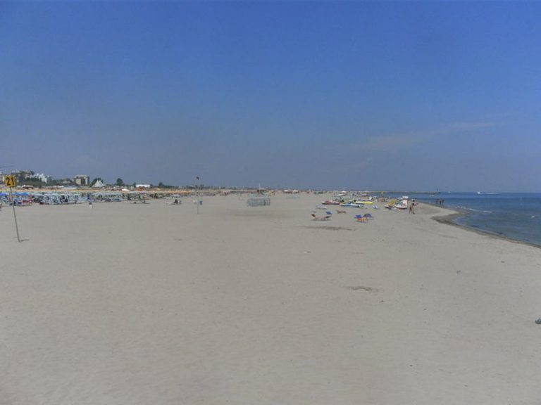 mare più vicino a Ferrara