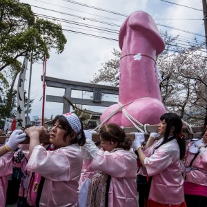 pene acciaio Kanamara Matsuri festa kawasaki 14