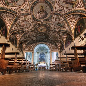 Chiesa di San Lino. Foto di Riccarvo V. su Flickr.