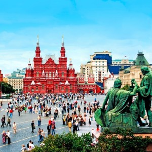Russia Mosca PiazzaRossa shutterstock 17608867