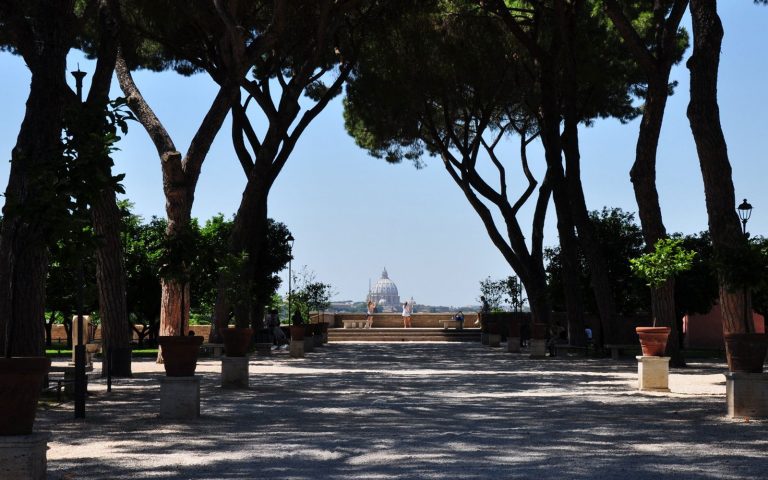 Il Giardino degli Aranci e il Buco della Serratura, la Roma panoramica