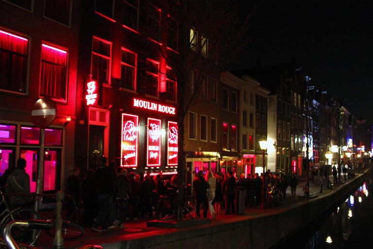 Quali sono le tariffe Amsterdam quartiere a luci rosse