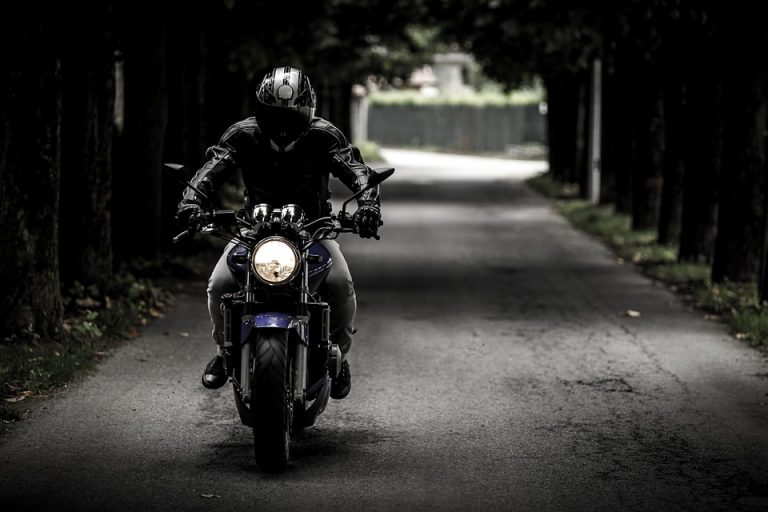 Viaggio in moto in solitaria: consigli