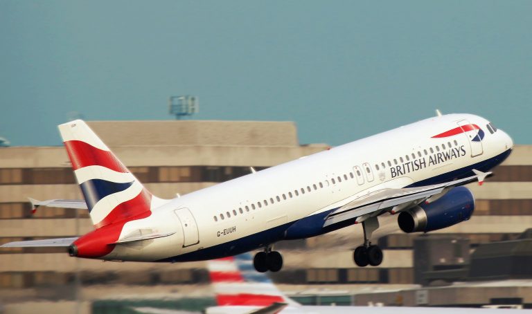AEROPORTO londra