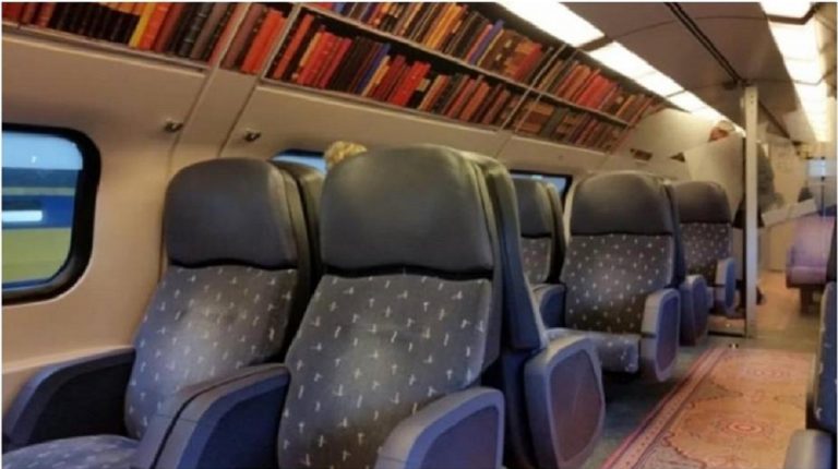 treni diventano biblioteca