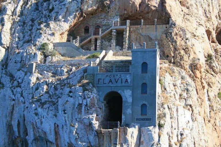 porto flavia cosa vedere