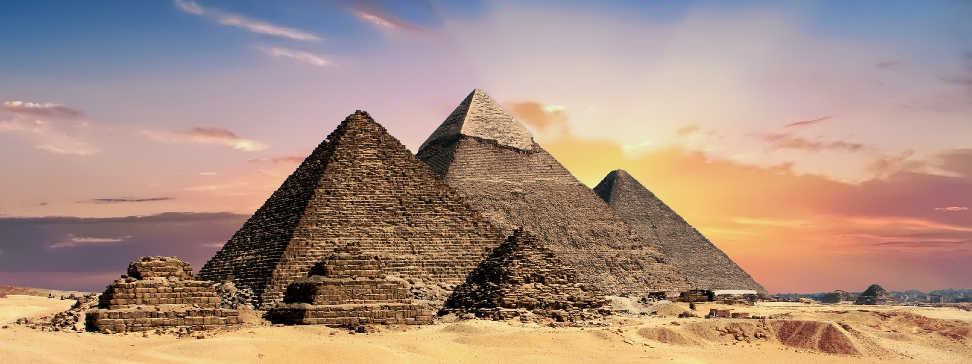 Piramidi di Giza, scoperto cimitero di 4500 anni fa