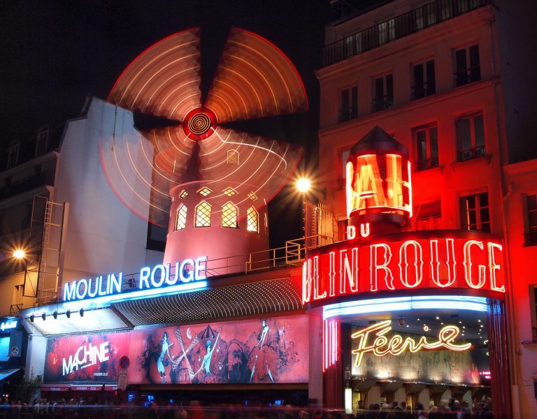 moulin rouge parigi