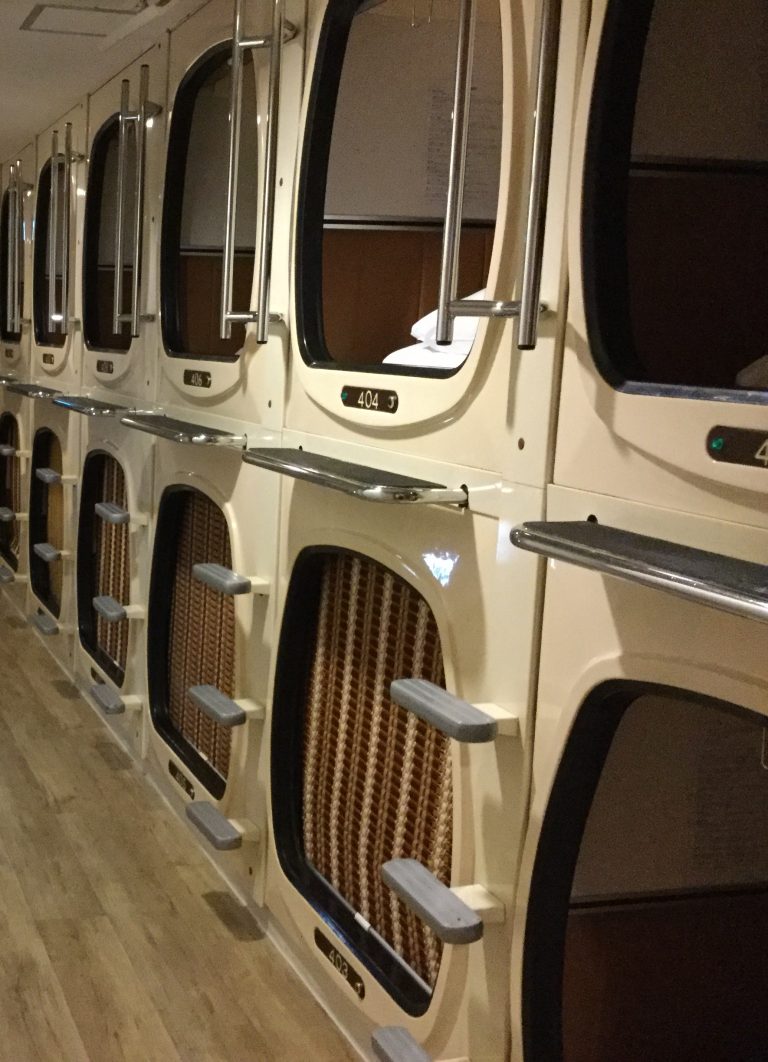 capsule hotel