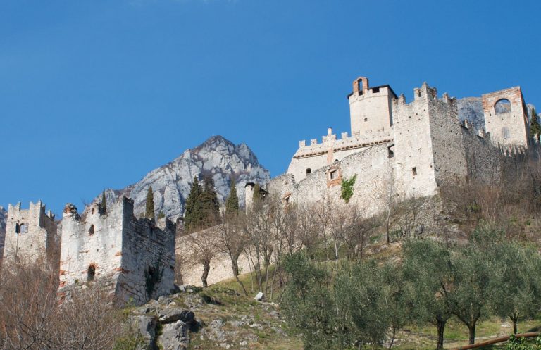 castello di avio