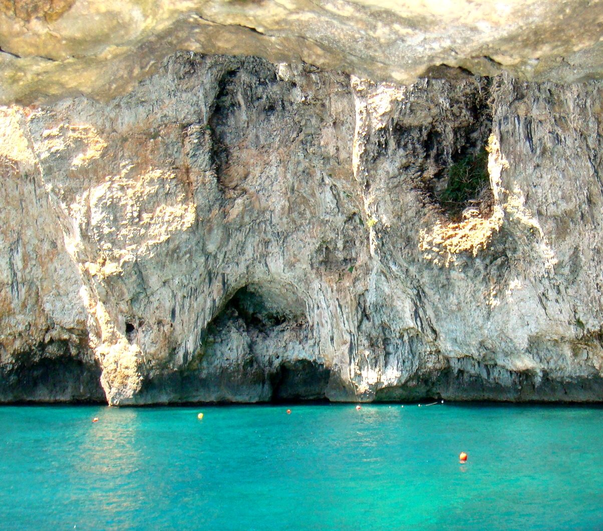grotta della zinzulusa