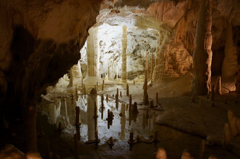 grotte frasassi