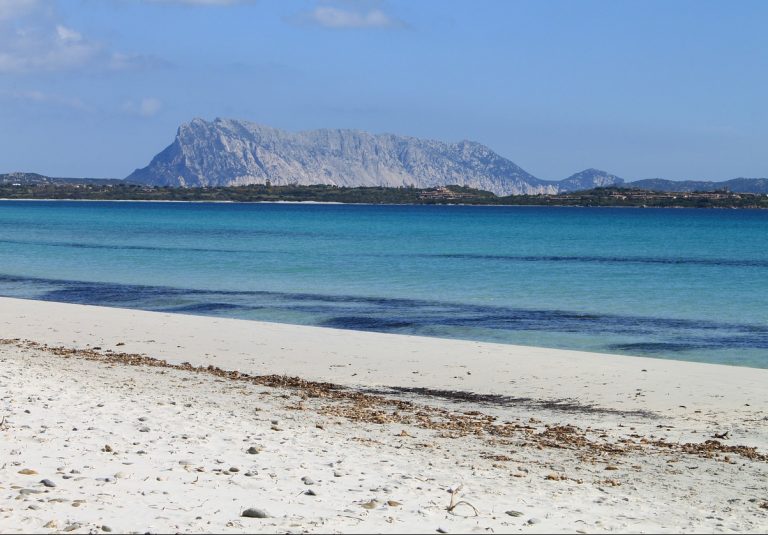 isola di tavolara