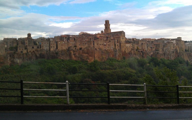 vie cave di pitigliano