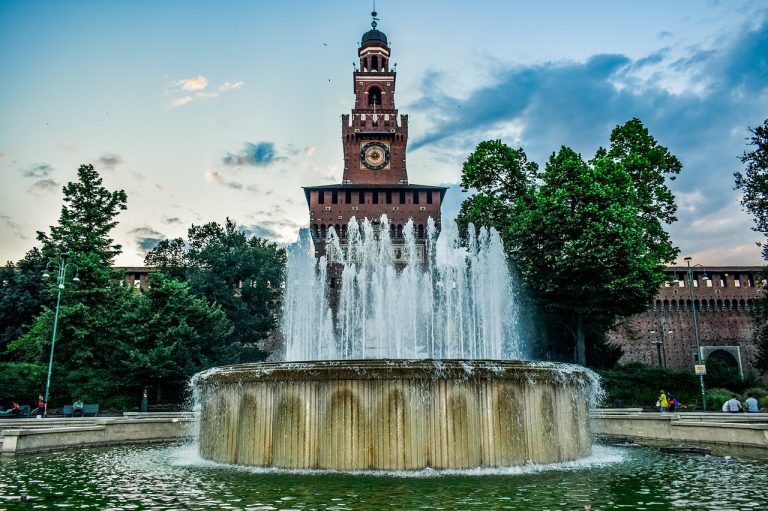 castello sforzesco milano
