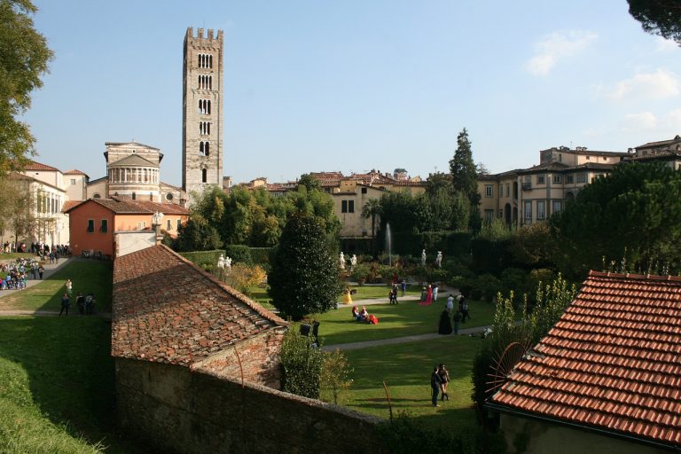 lucca cosa vedere in un giorno