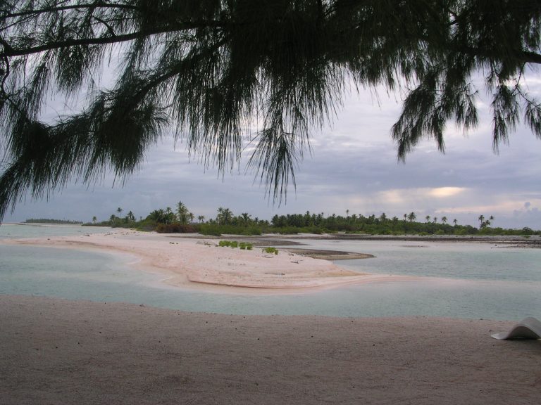 polinesia spiaggia rosa