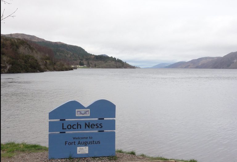mostro di loch ness