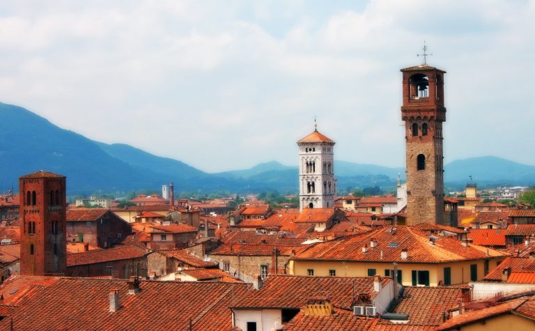 come arrivare a lucca da firenze