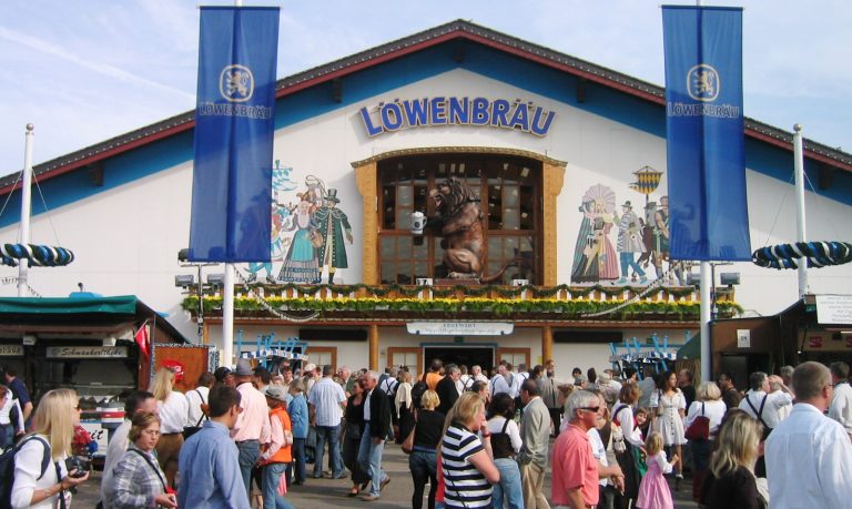 come arrivare all'oktoberfest in germania