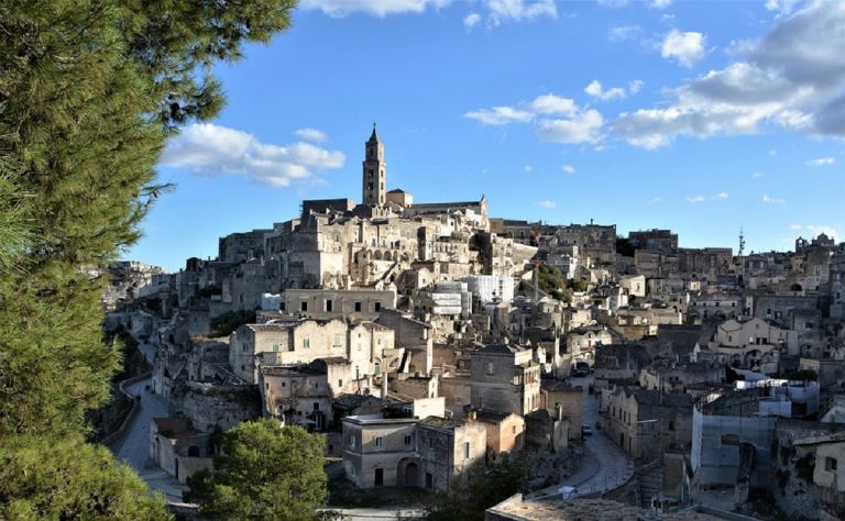 Cosa vedere a Matera in 2 giorni: i Sassi
