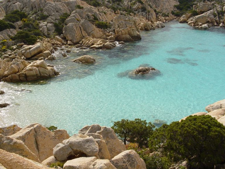 Percorso a piedi per Cala Coticcio