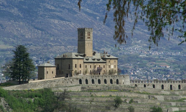 Castello Reale di Sarre: orari e prezzi della visita