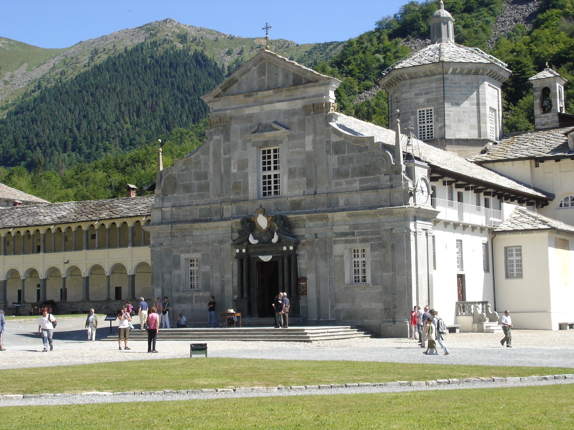 monasteri dove poter soggiornare in italia