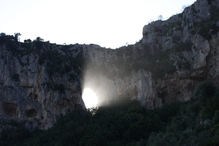 leggenda di montepertuso