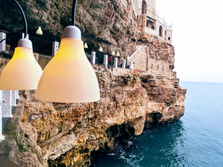 ristorante di grotta palazzese prezzi