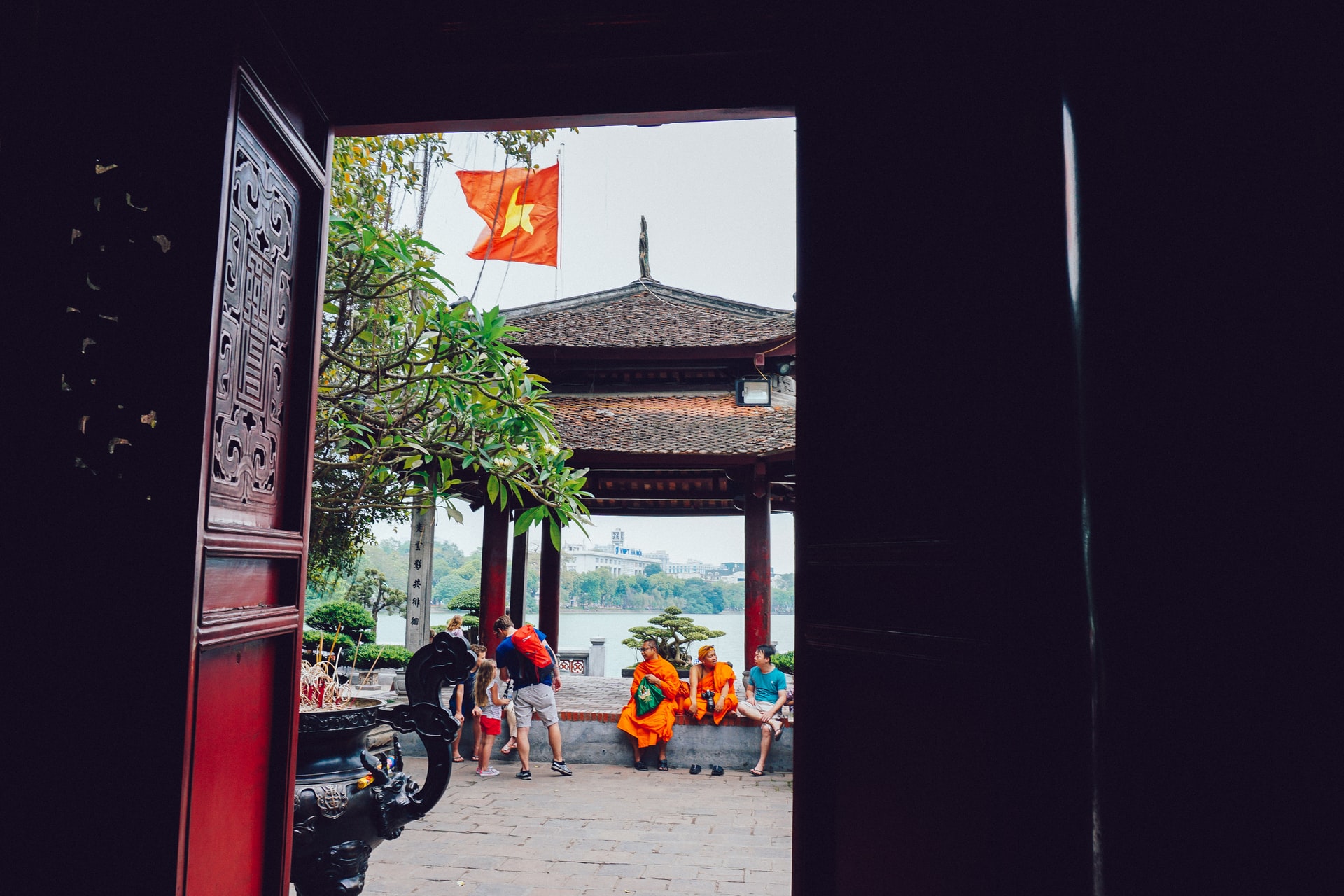 tempio della letteratura di hanoi