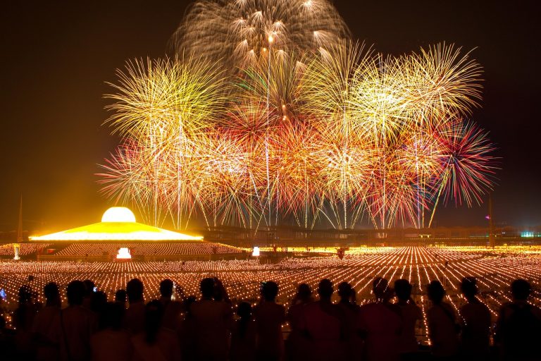 Tempio di Wat Phra Dhammakaya