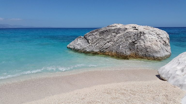 cala monte turno castiadas sardegna