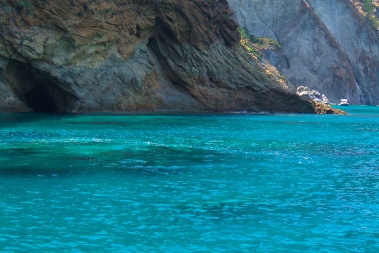 palmarola cosa vedere
