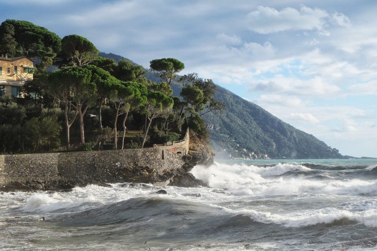 trekking vista mare liguria