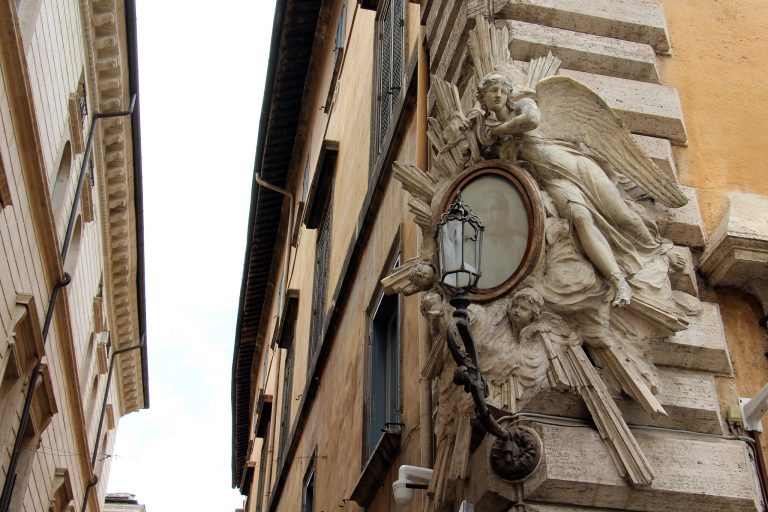 via dei coronari roma strada più bella