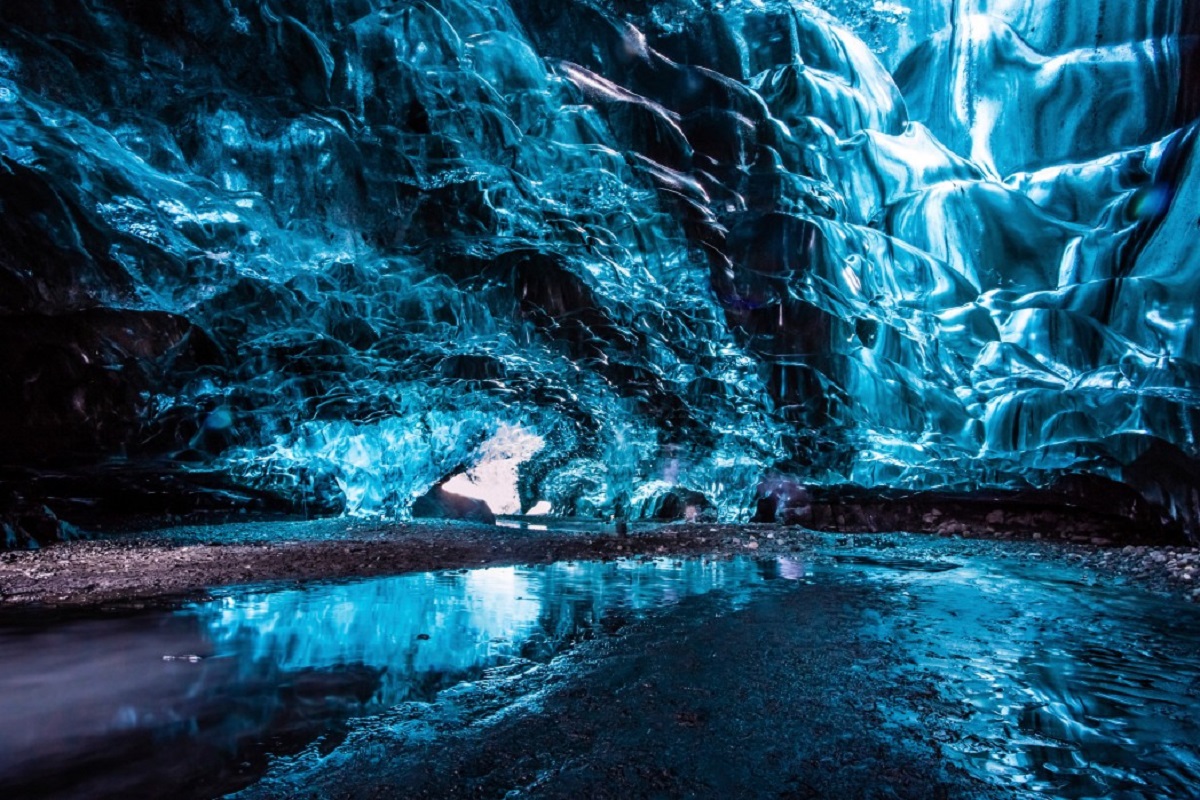crystal cave Islanda