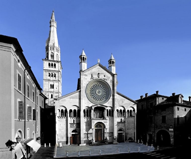 duomo di modena facciata