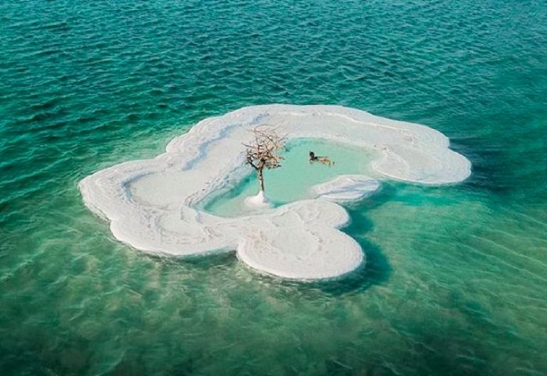 isola di sale mar morto