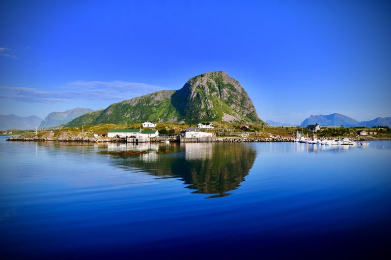 isole lofoten in barca a vela