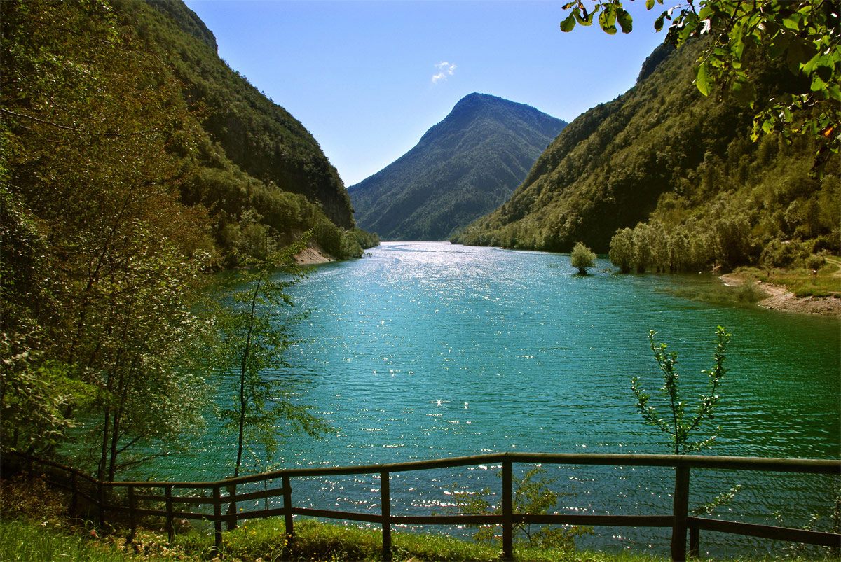 lago del mis sentieri