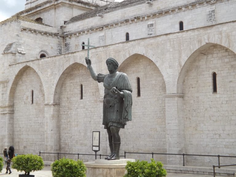 leggenda del colosso di barletta