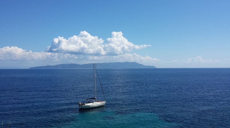 mini crociera in barca a vela toscana