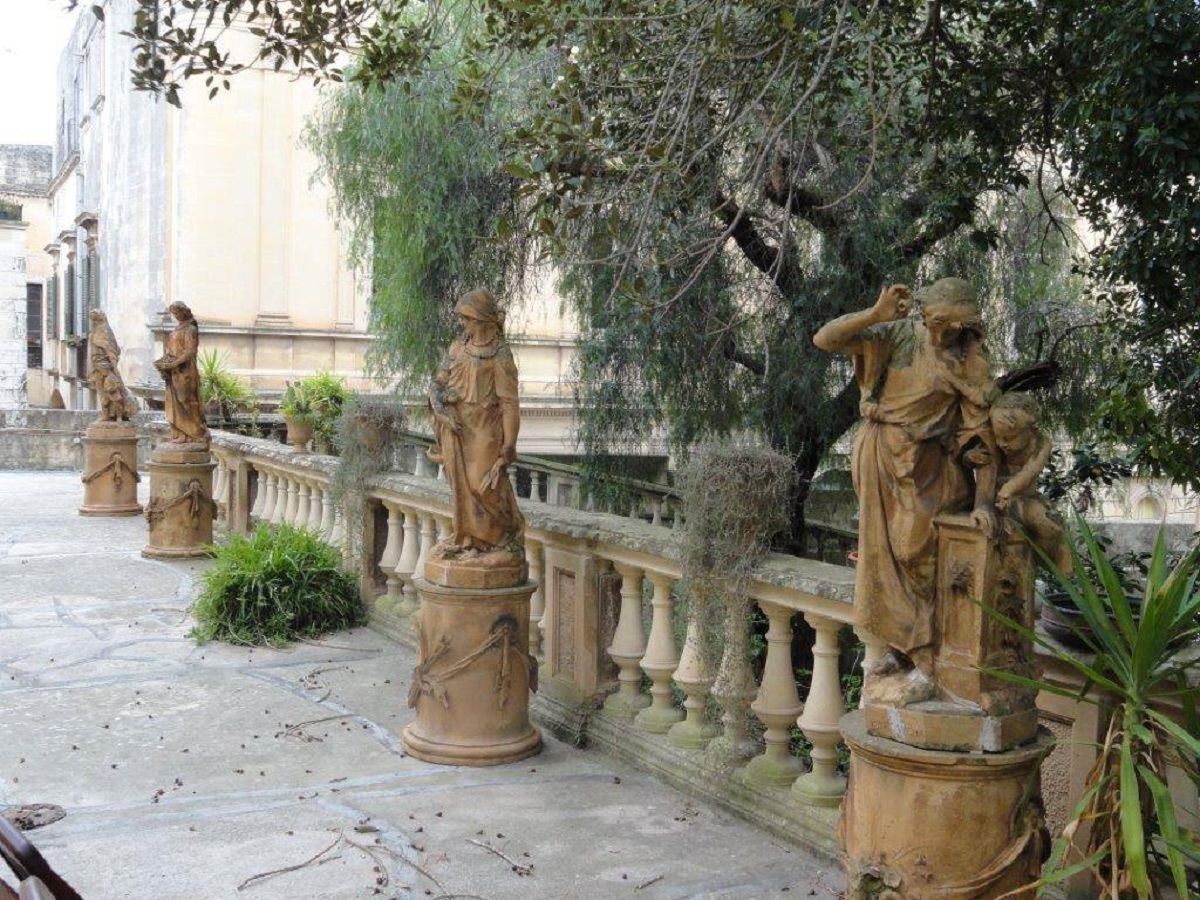 Palazzo Marulli Famularo Lecce