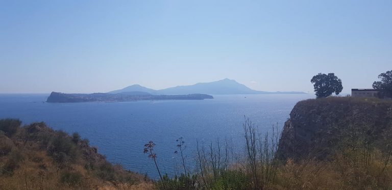 spiaggia delle monache posillipo come arrivare