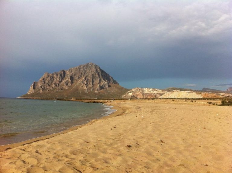 spiaggia rio forgia valderice