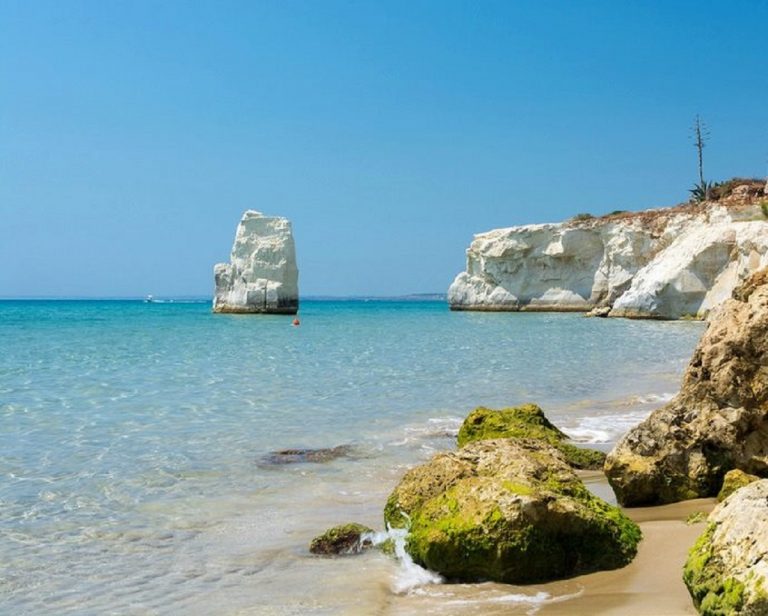 avola sicilia spiagge attrezzate