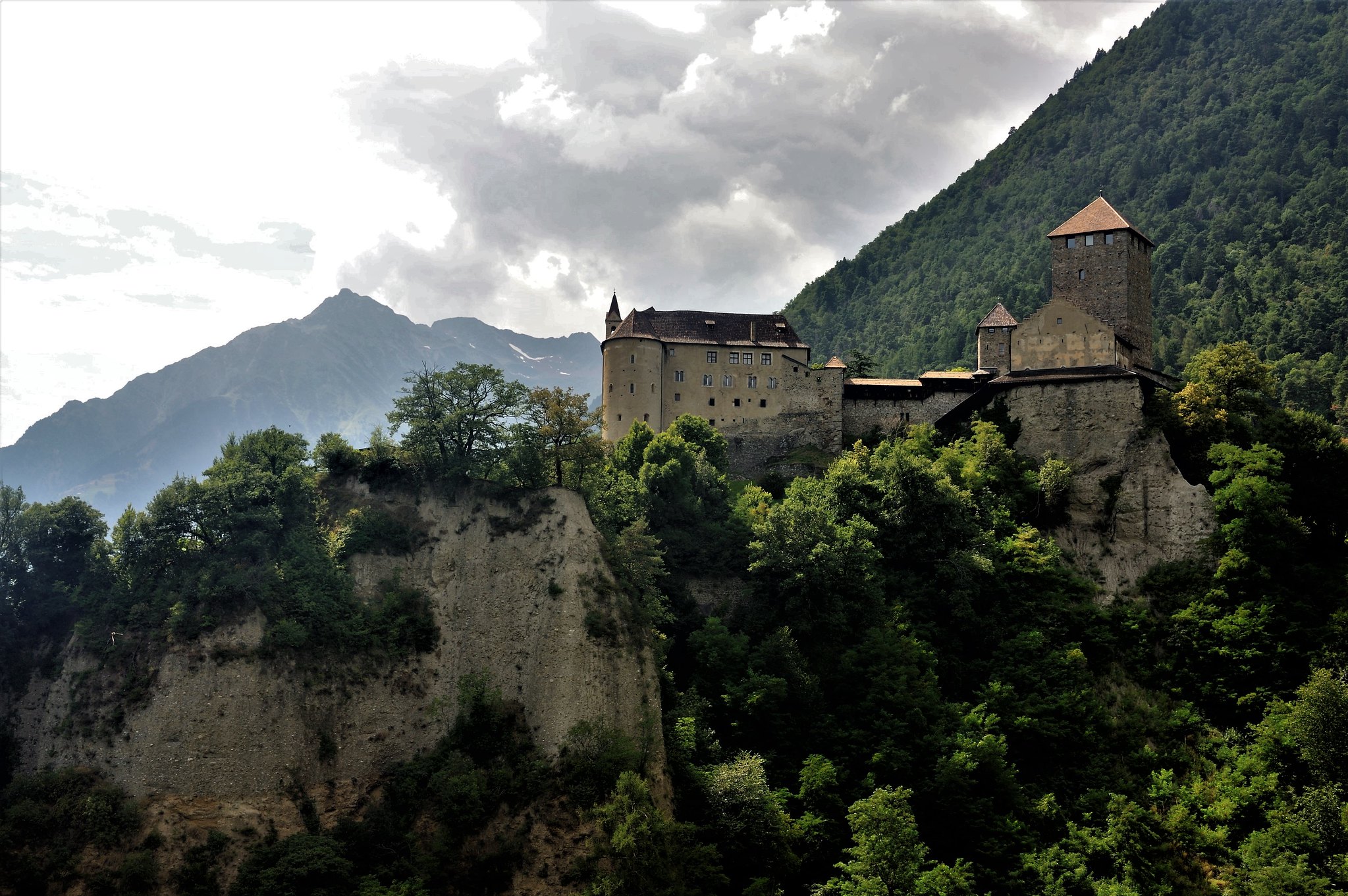 castel tirolo prezzi