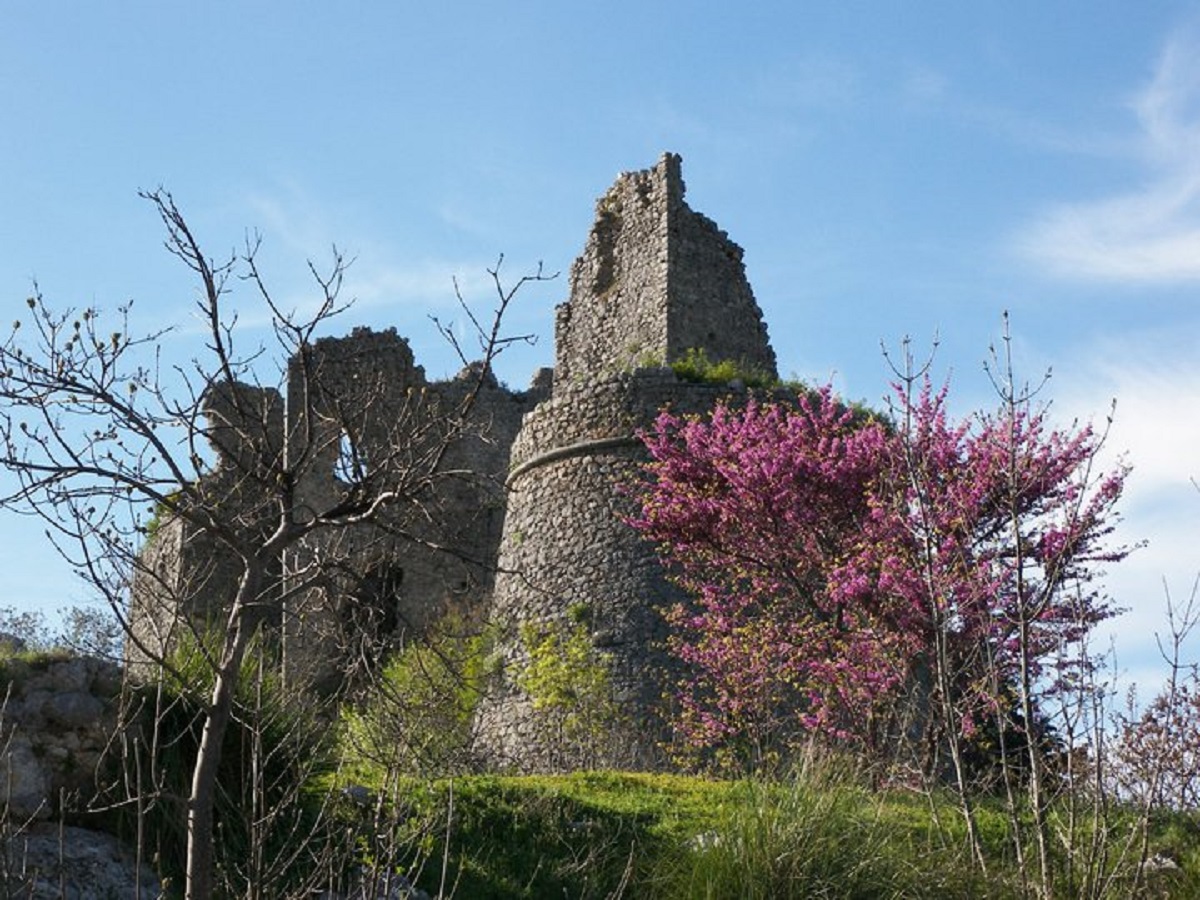 castello di roccaguglielma